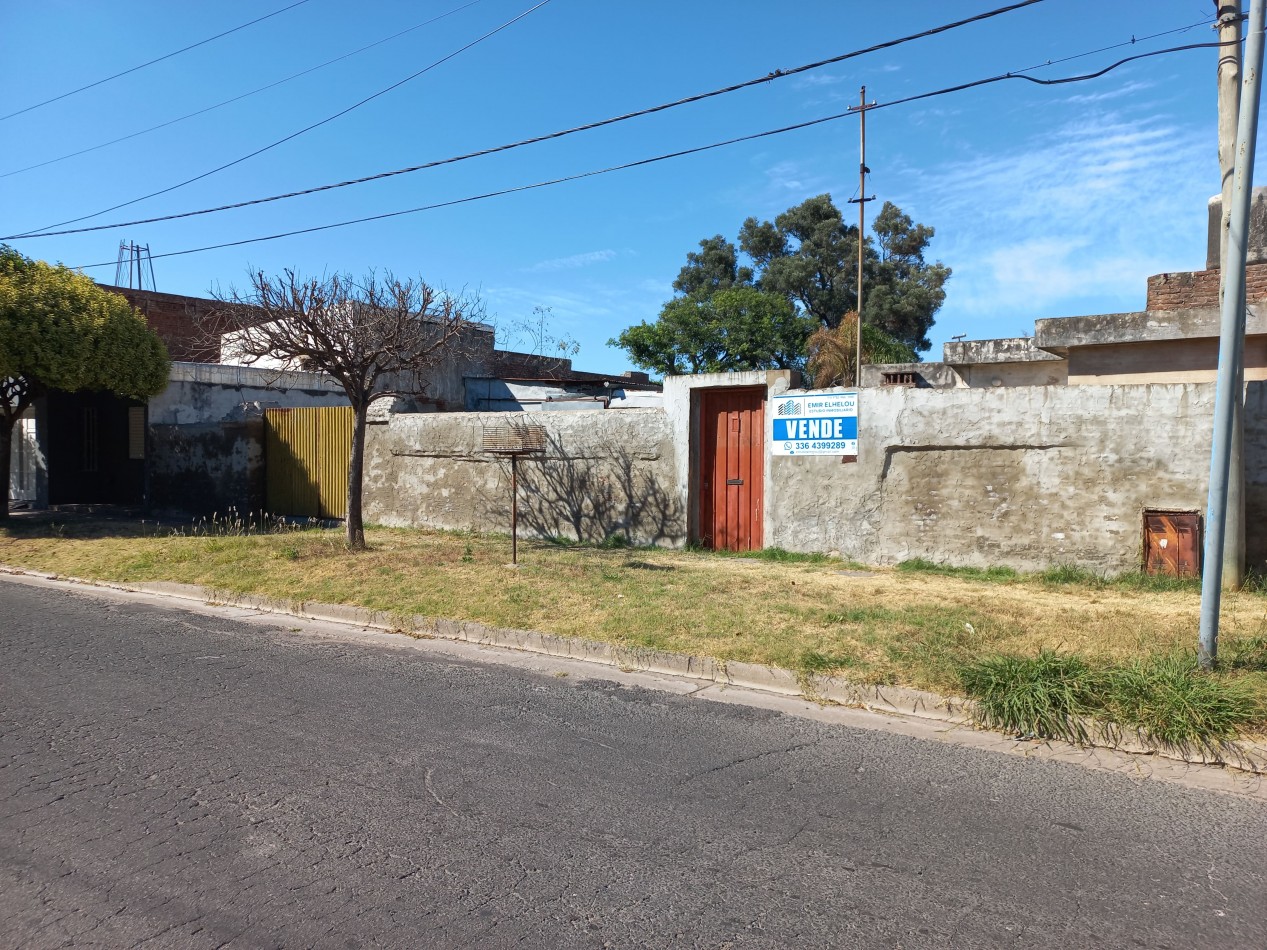 Gran Lote en Echeverria 424
