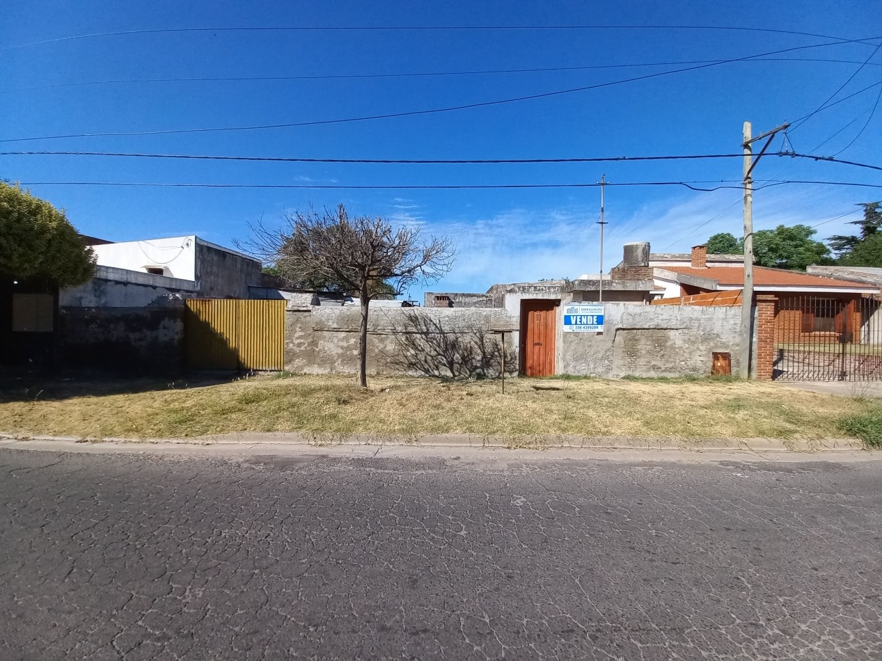 Gran Lote en Echeverria 424