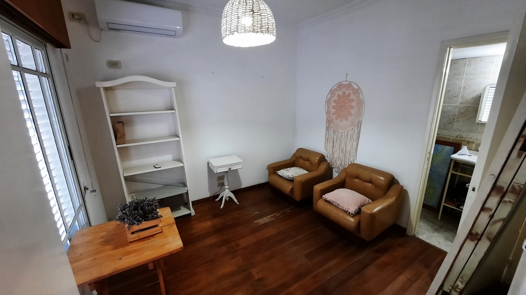 Casa de 4 dormitorios. Alvear 185