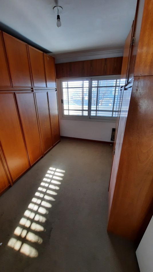 Casa de 4 dormitorios. Alvear 185