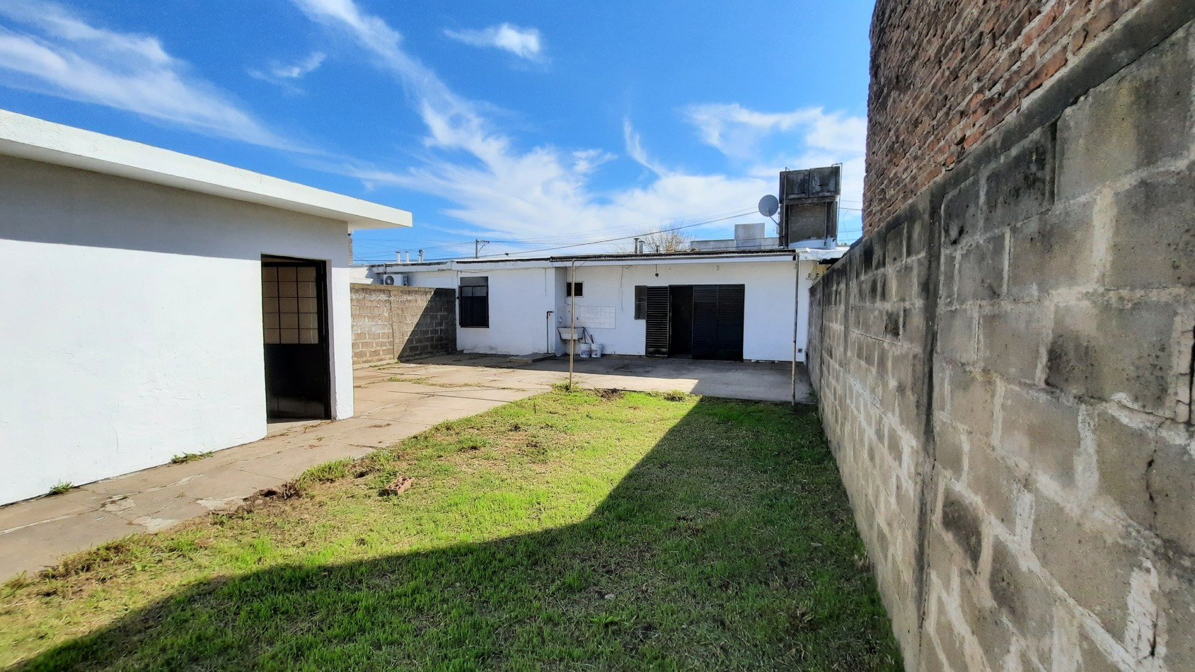 Casa de 3 dormitorios en Primavera 556