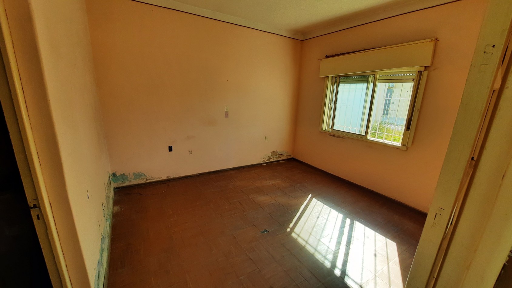 Casa de 2 dormitorios en San Lorenzo 320 (Barrio Urquiza).