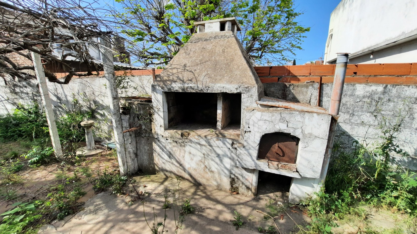 Casa de 2 dormitorios en San Lorenzo 320 (Barrio Urquiza).