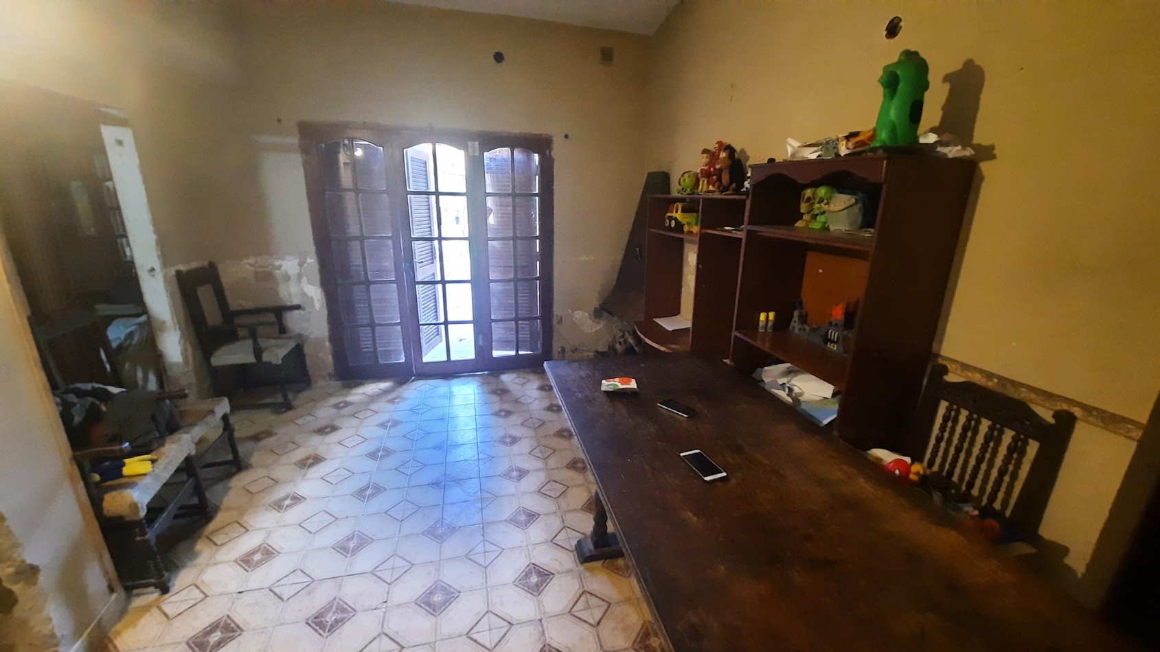 Casa de 4 dormitorios y dependencias en Empalme, Villa Constitucion