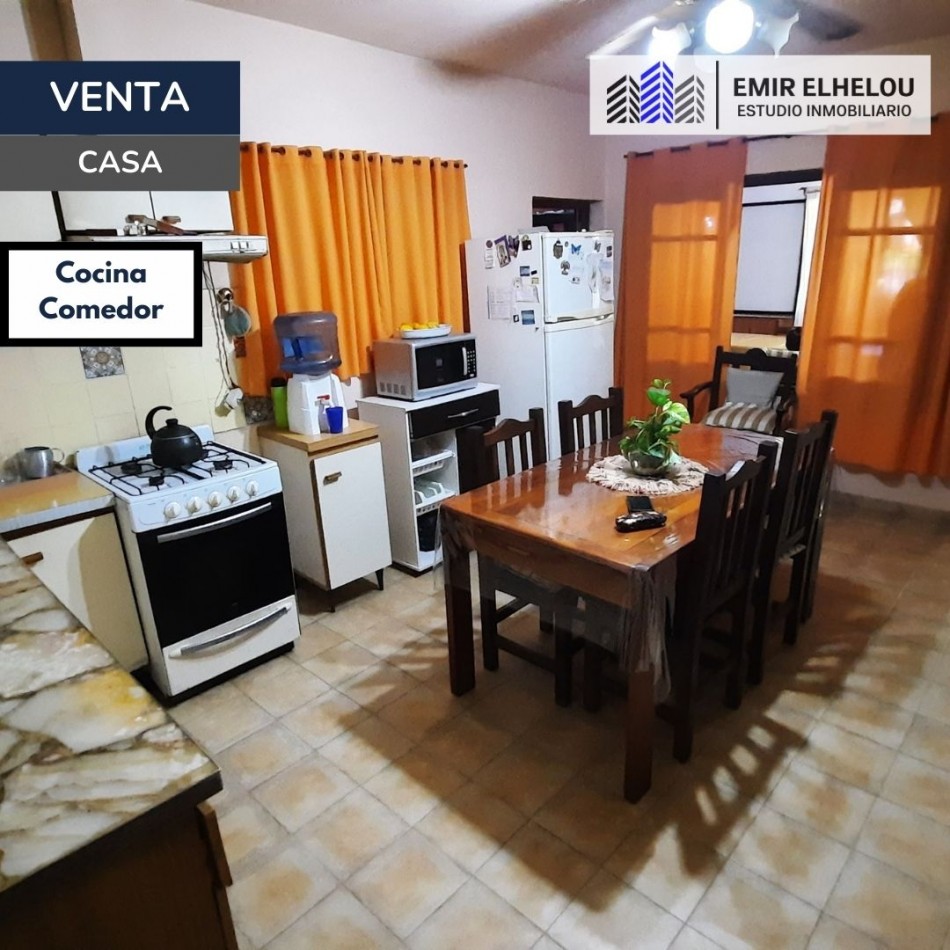 Casa de 2 dormitorios y dependencias en Barrio 9 de Julio