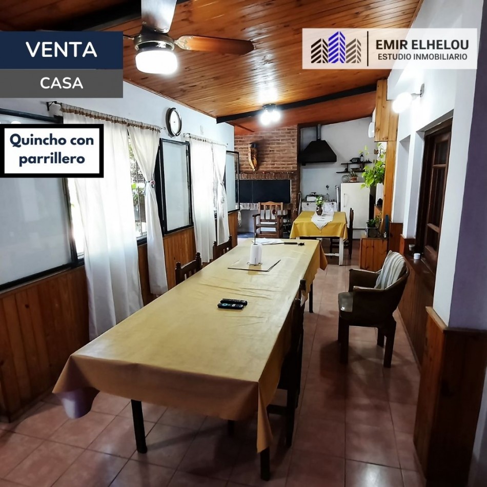 Casa de 2 dormitorios y dependencias en Barrio 9 de Julio