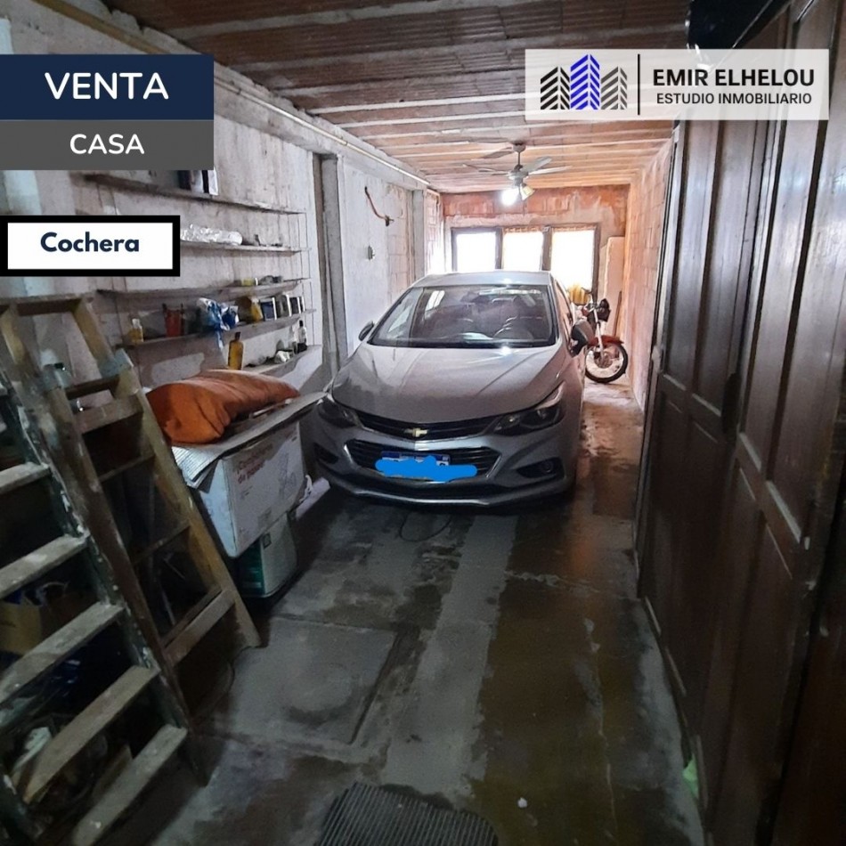 Casa de 2 dormitorios y dependencias en Barrio 9 de Julio