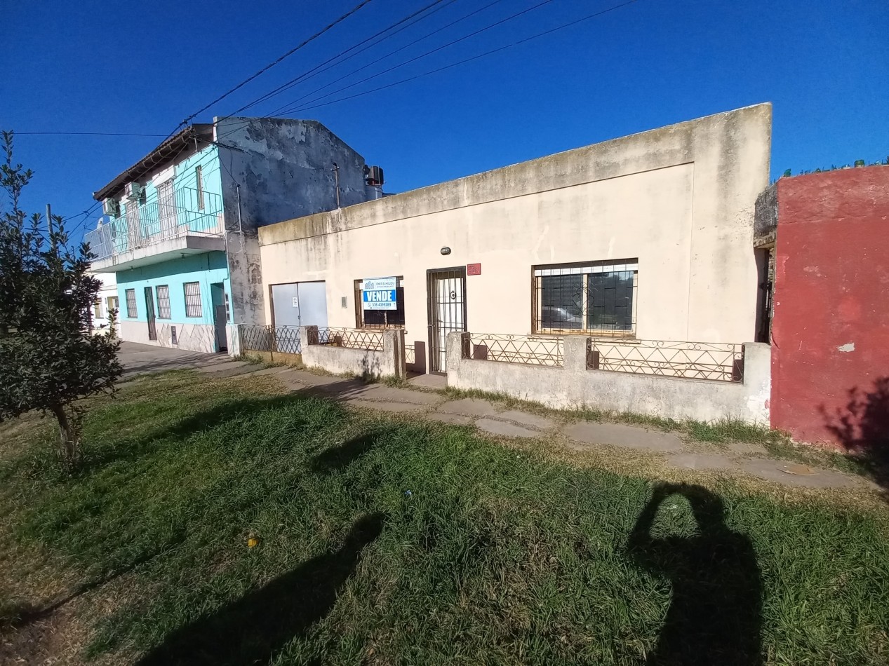 Inmueble con dos propiedades en B° Guemes RETASADO