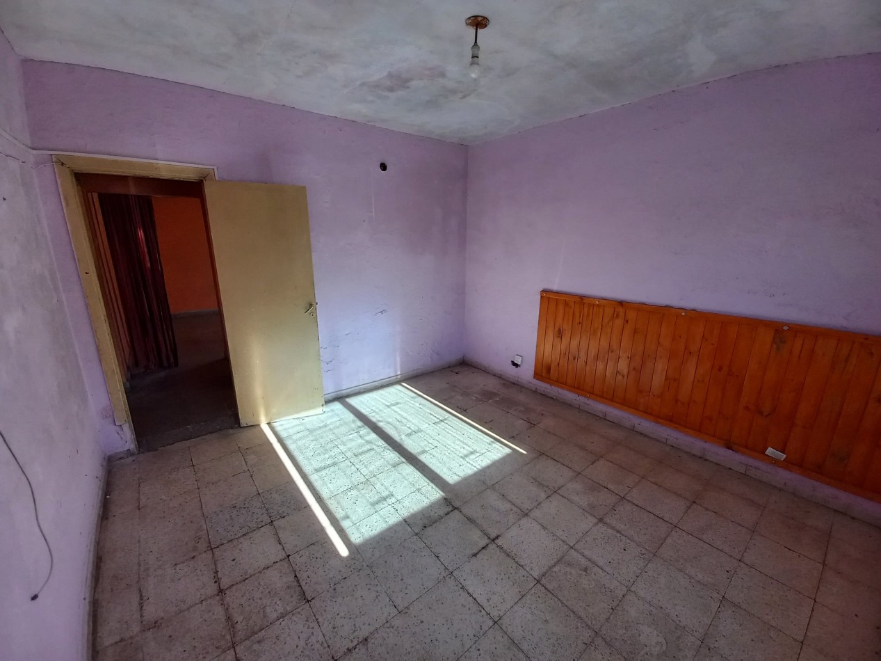 Inmueble con dos propiedades en B° Guemes RETASADO