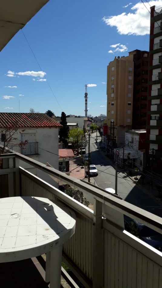 Monoambiente amoblado con cochera en San Clemente del Tuyu