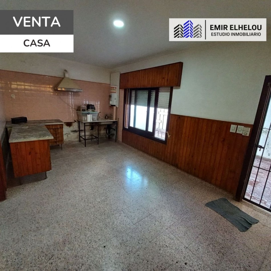 Casa de 3 dormitorios con dependencias en Lamadrid 290