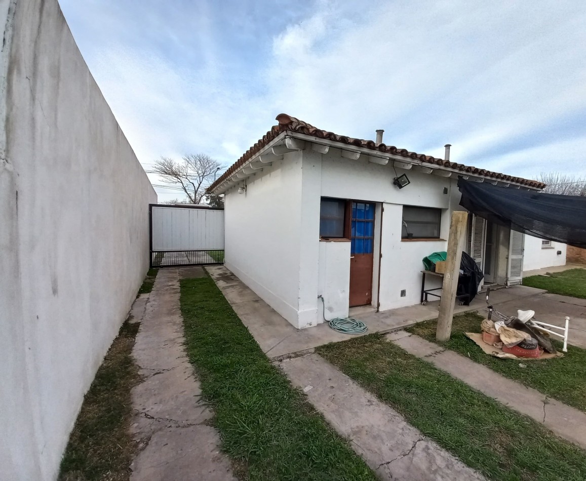 Casa de 3 dormitorios y dependencias en Barrio Somisa