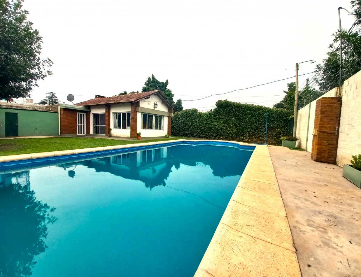 Casa quinta en venta en Barrio Golf