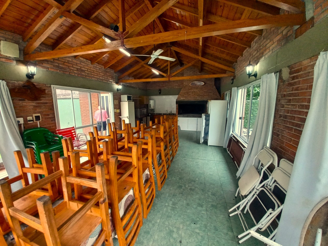 Casa quinta en venta en Barrio Golf