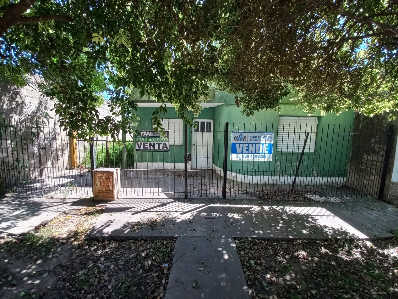 Casa de dos dormitorios a reciclar en Barrio Saavedra - Retasada