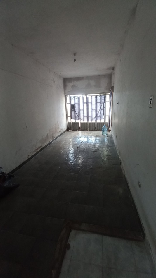 Casa de dos dormitorios ubicada en Bolivar 2143, Barrio Golf.