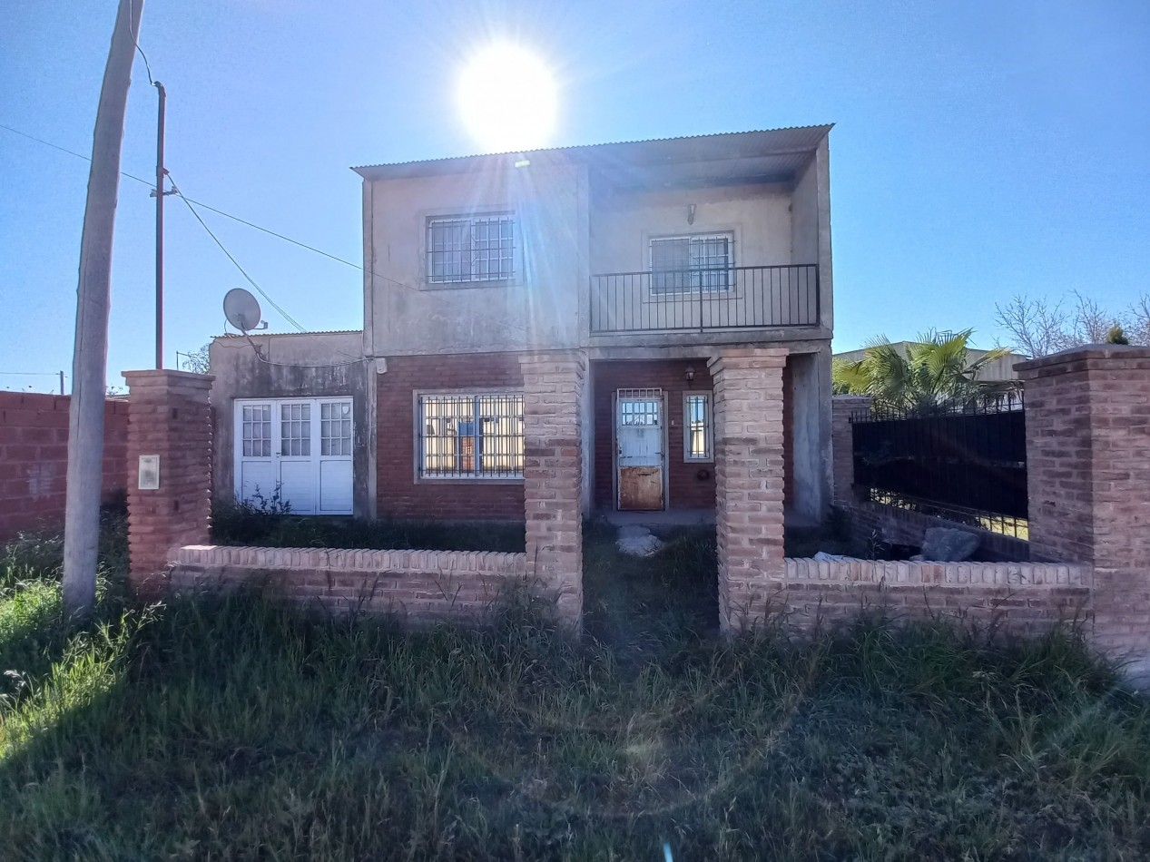 Casa de 3 dormitorios en Bogado 1021