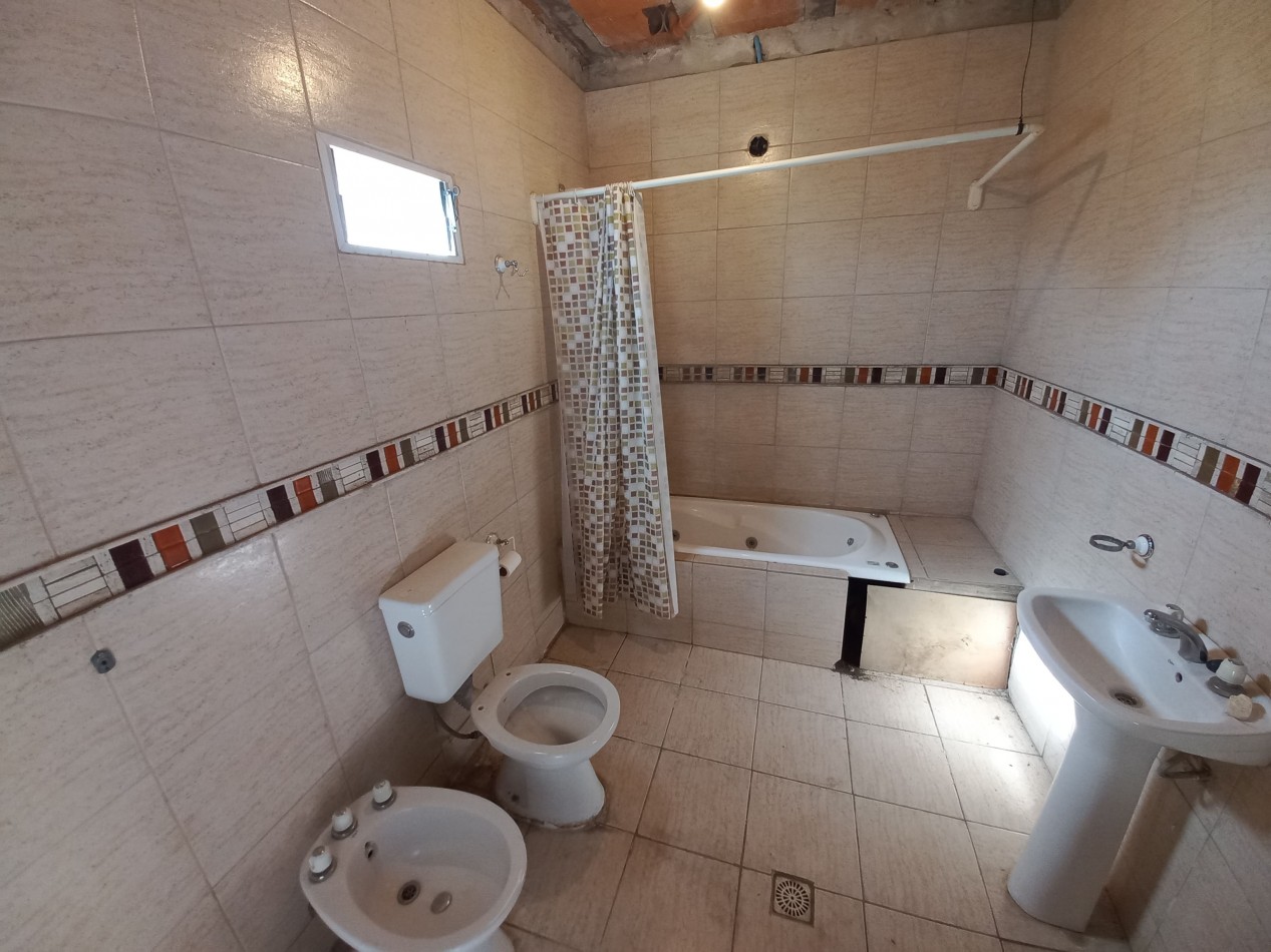 Casa de 3 dormitorios en Bogado 1021