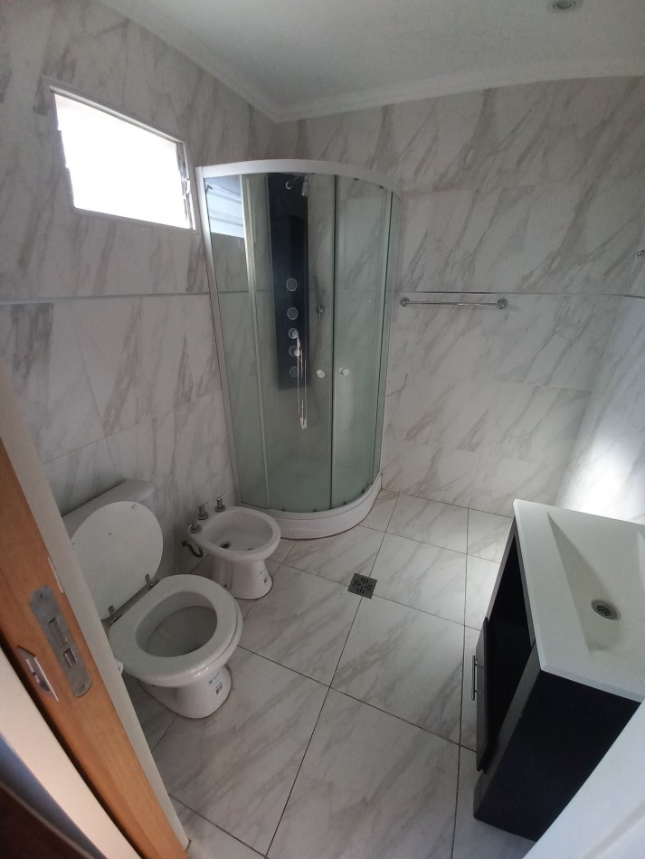 Casa de 3 dormitorios en Bogado 1021
