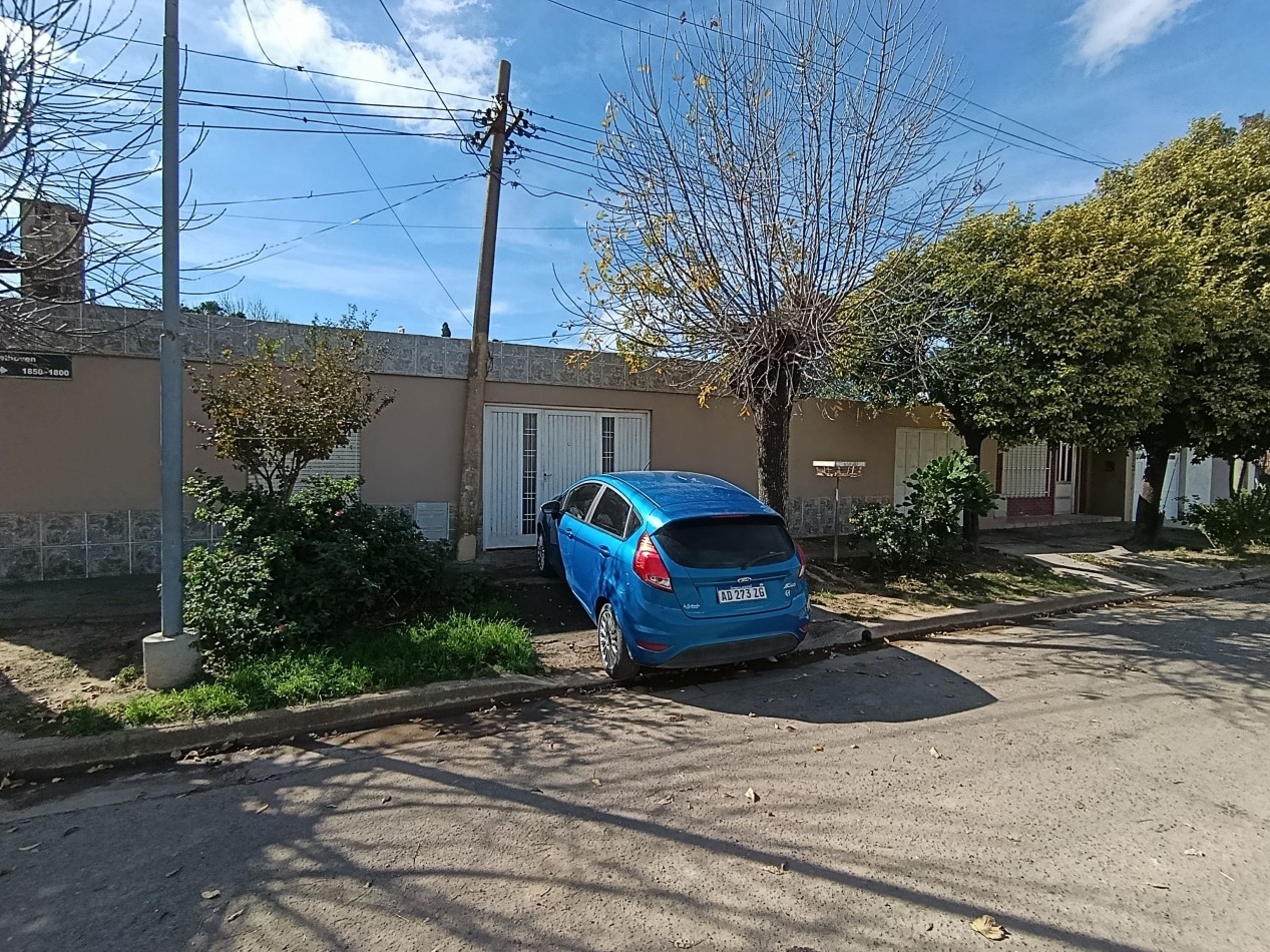 Dos casas en mismo lote en Nobel 148