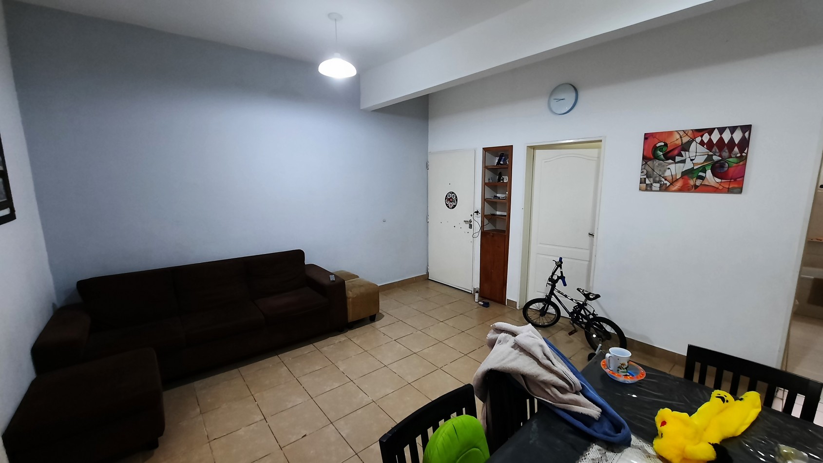 Depto. de 2 dormitorios con cochera en B° Ayres del Sur