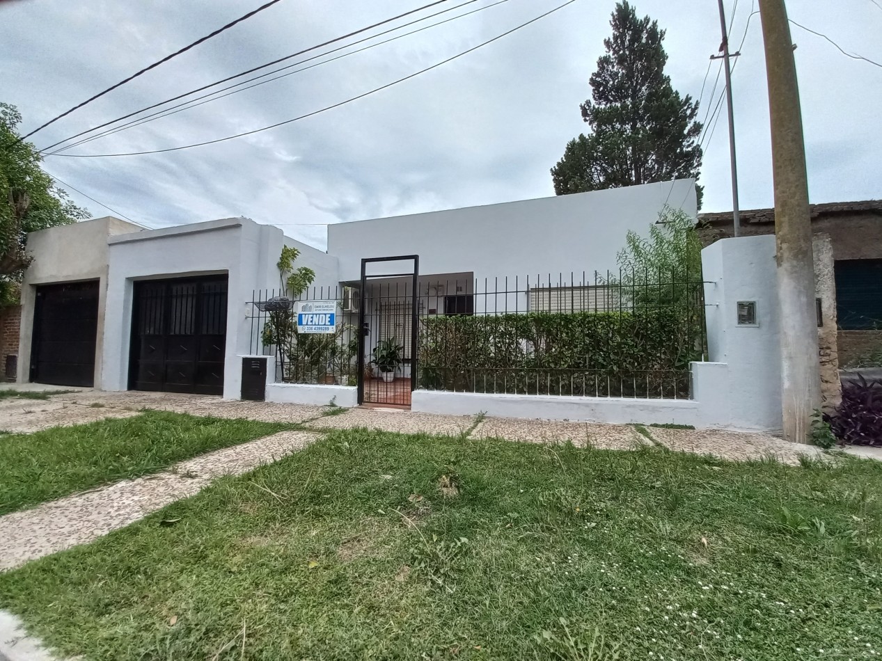 Casa de 3 dormitorios y dependencias en Barrio 9 de Julio