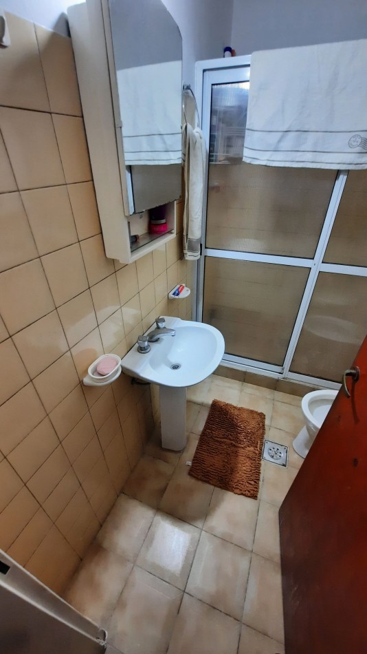 Casa de 3 dormitorios y dependencias en Barrio 9 de Julio