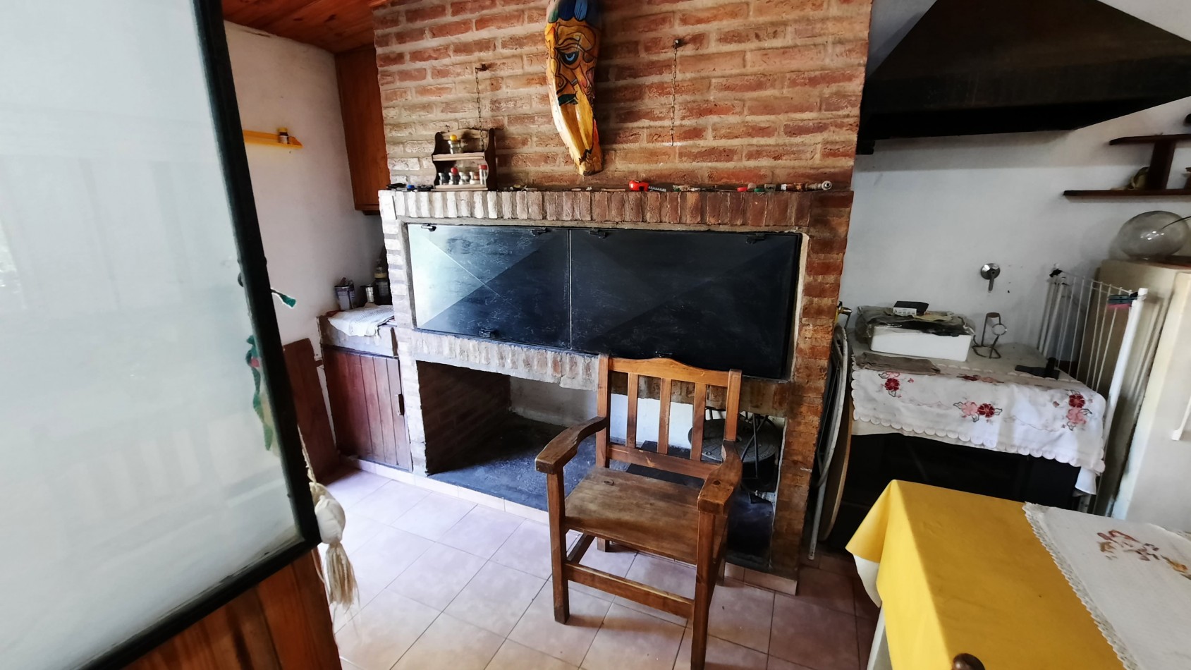 Casa de 3 dormitorios y dependencias en Barrio 9 de Julio