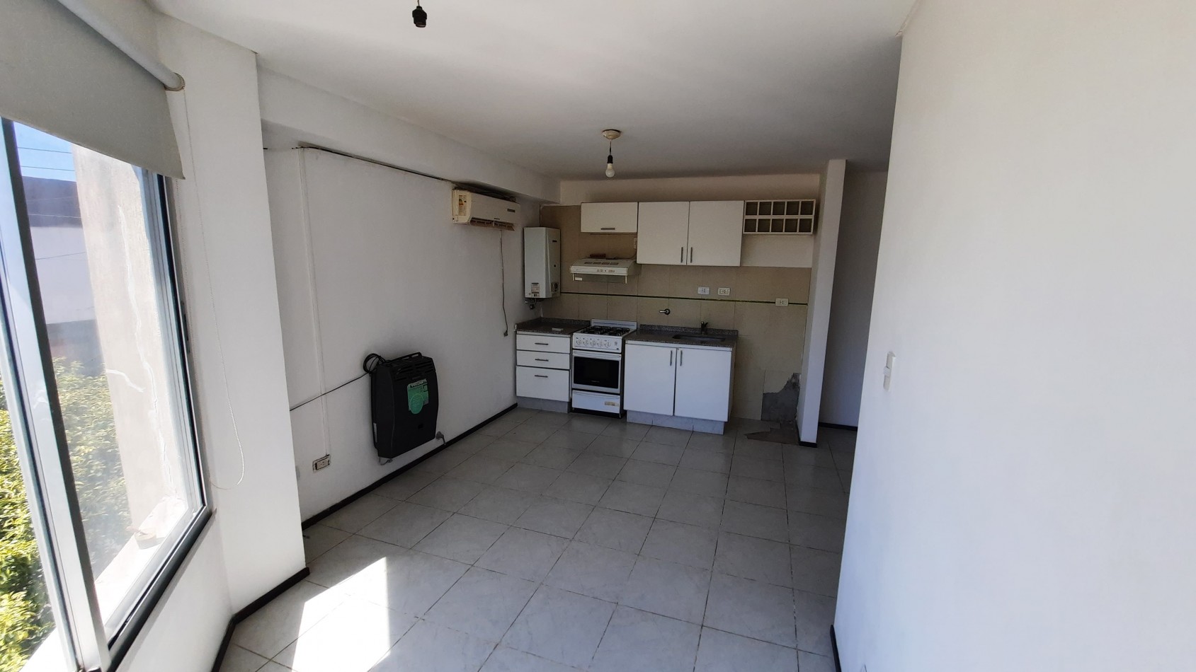 Departamento de 1 dormitorio en Alvear y Ameghino