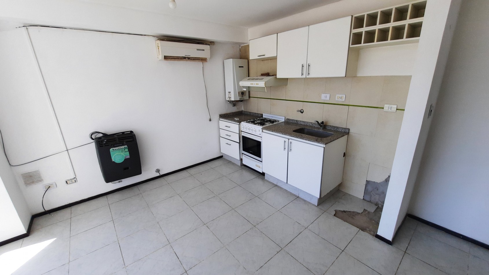 Departamento de 1 dormitorio en Alvear y Ameghino