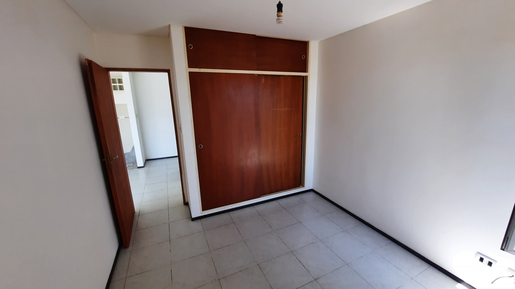 Departamento de 1 dormitorio en Alvear y Ameghino