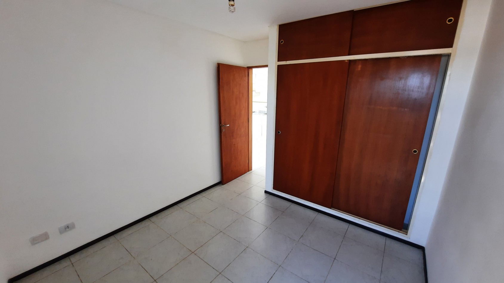 Departamento de 1 dormitorio en Alvear y Ameghino