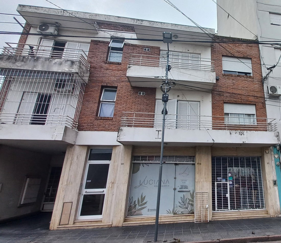 Departamento de 1 dormitorio y cochera en Olleros 59
