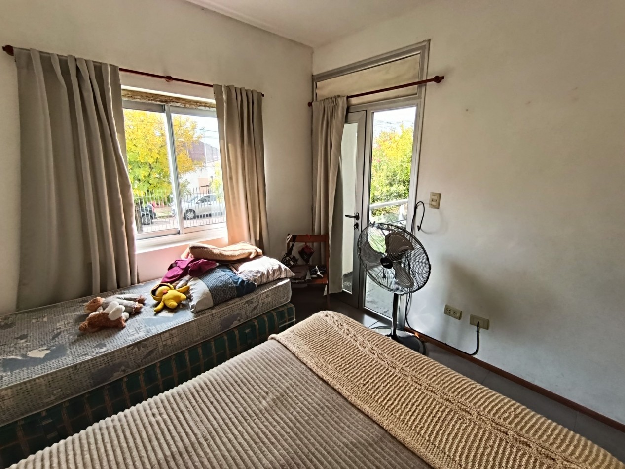 Departamento de 1 dormitorio con cochera en Roca y Garibaldi