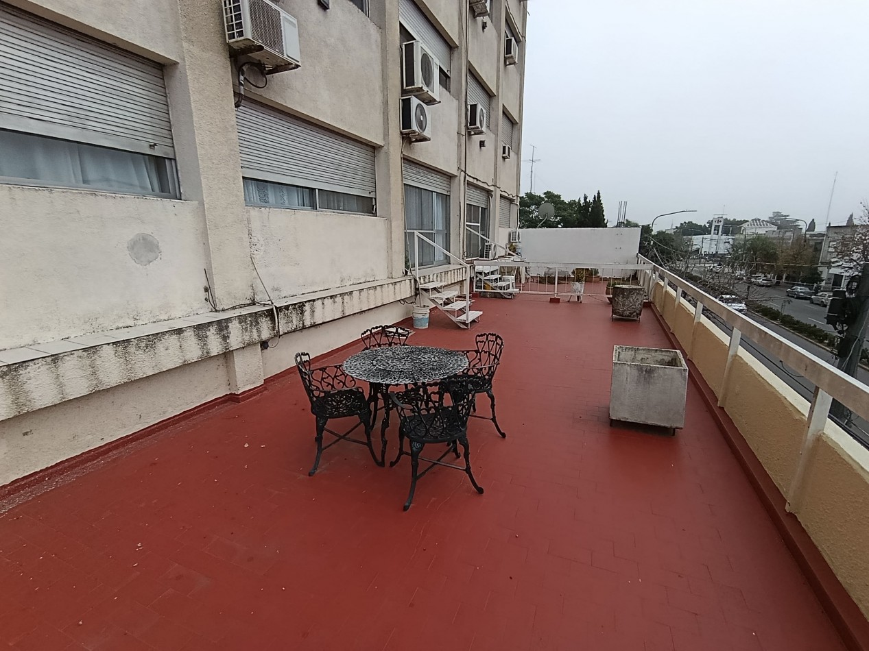 Departamento de 3 dormitorios con Cochera  y dependencias en Savio 41