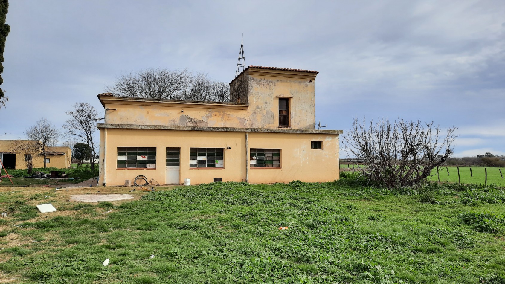 Campo agricola de 24,5 hectareas con mejoras en San Nicolas