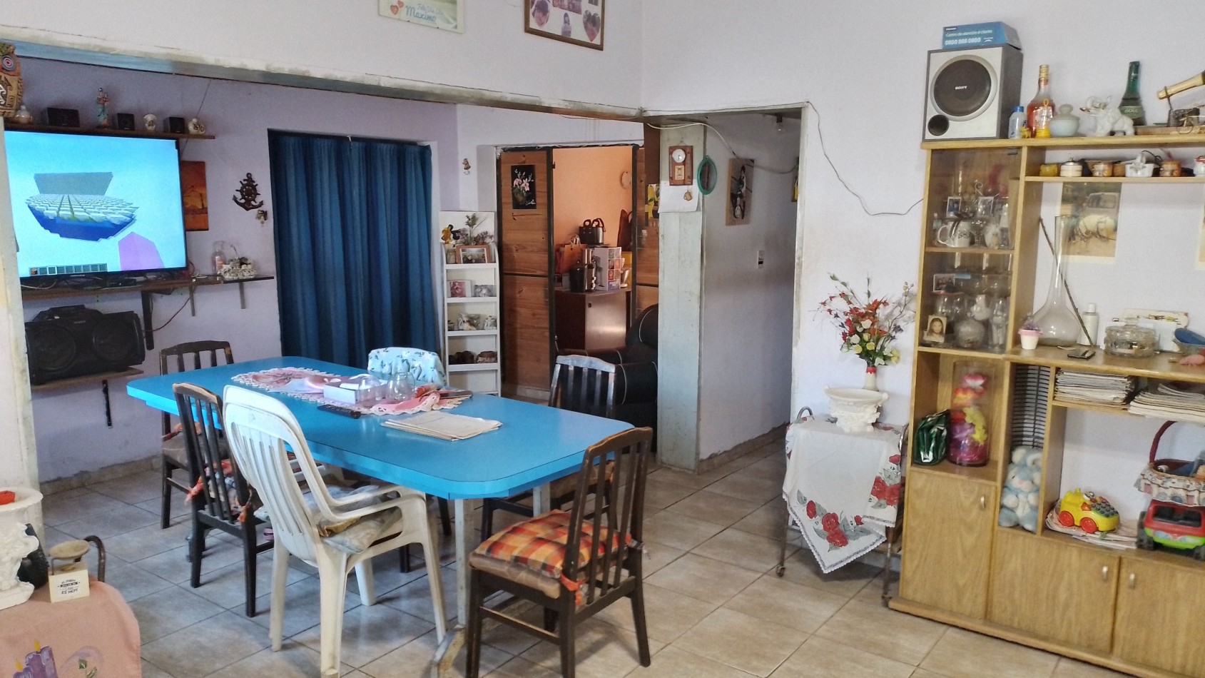 Casa de 4 dormitorios en Strauss 141