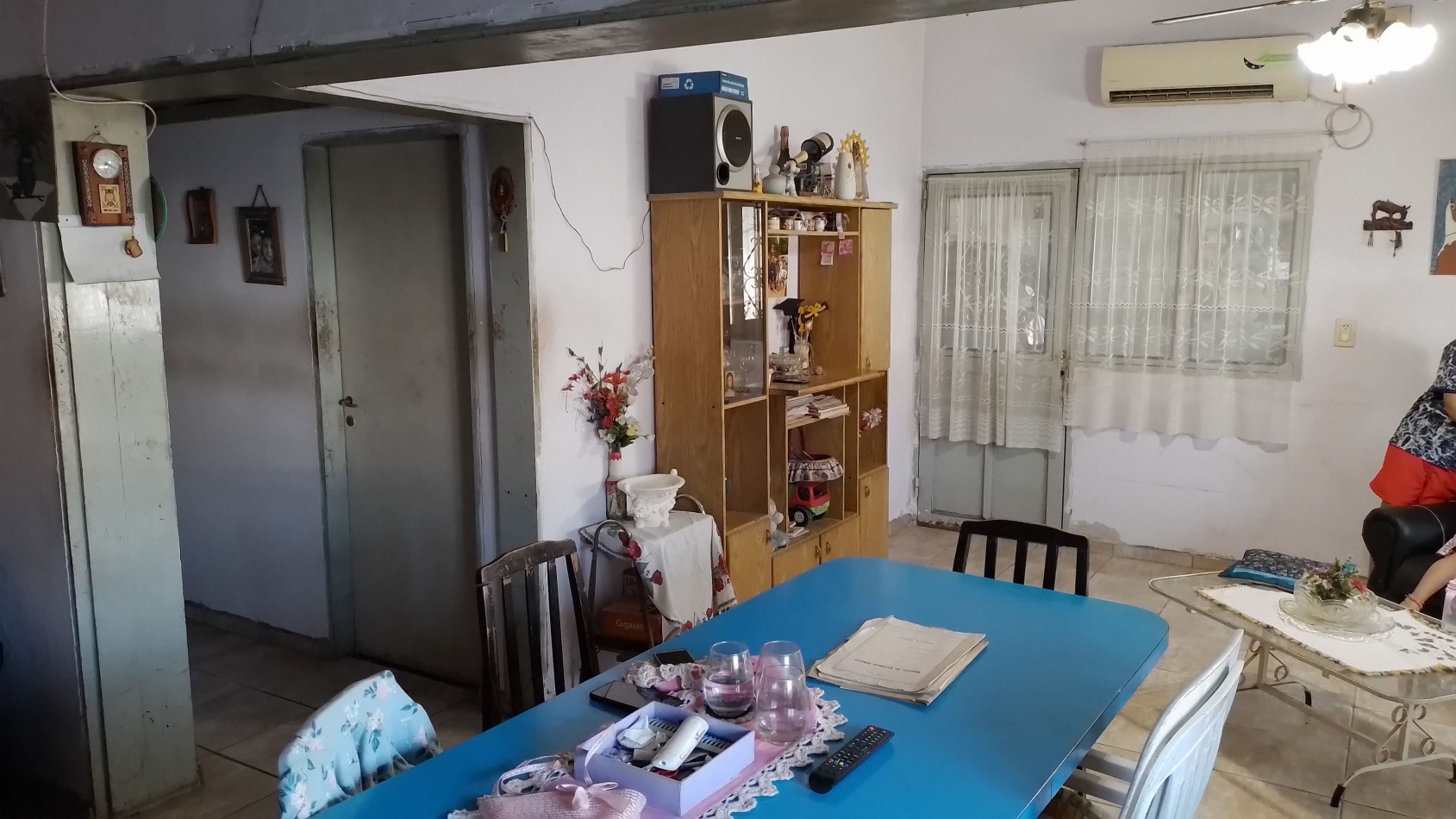 Casa de 4 dormitorios en Strauss 141