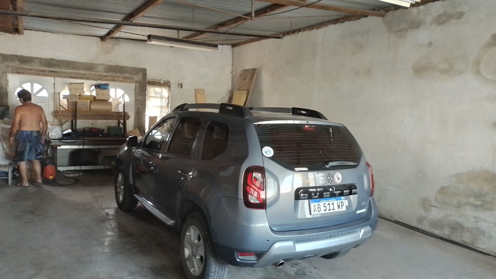 Casa de 4 dormitorios en Strauss 141