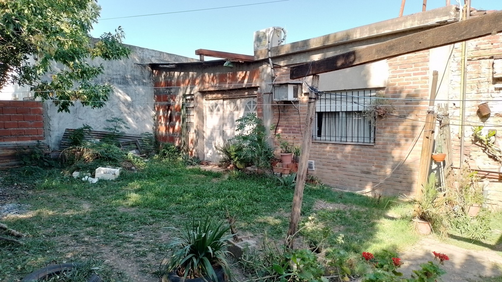 Casa de 4 dormitorios en Strauss 141