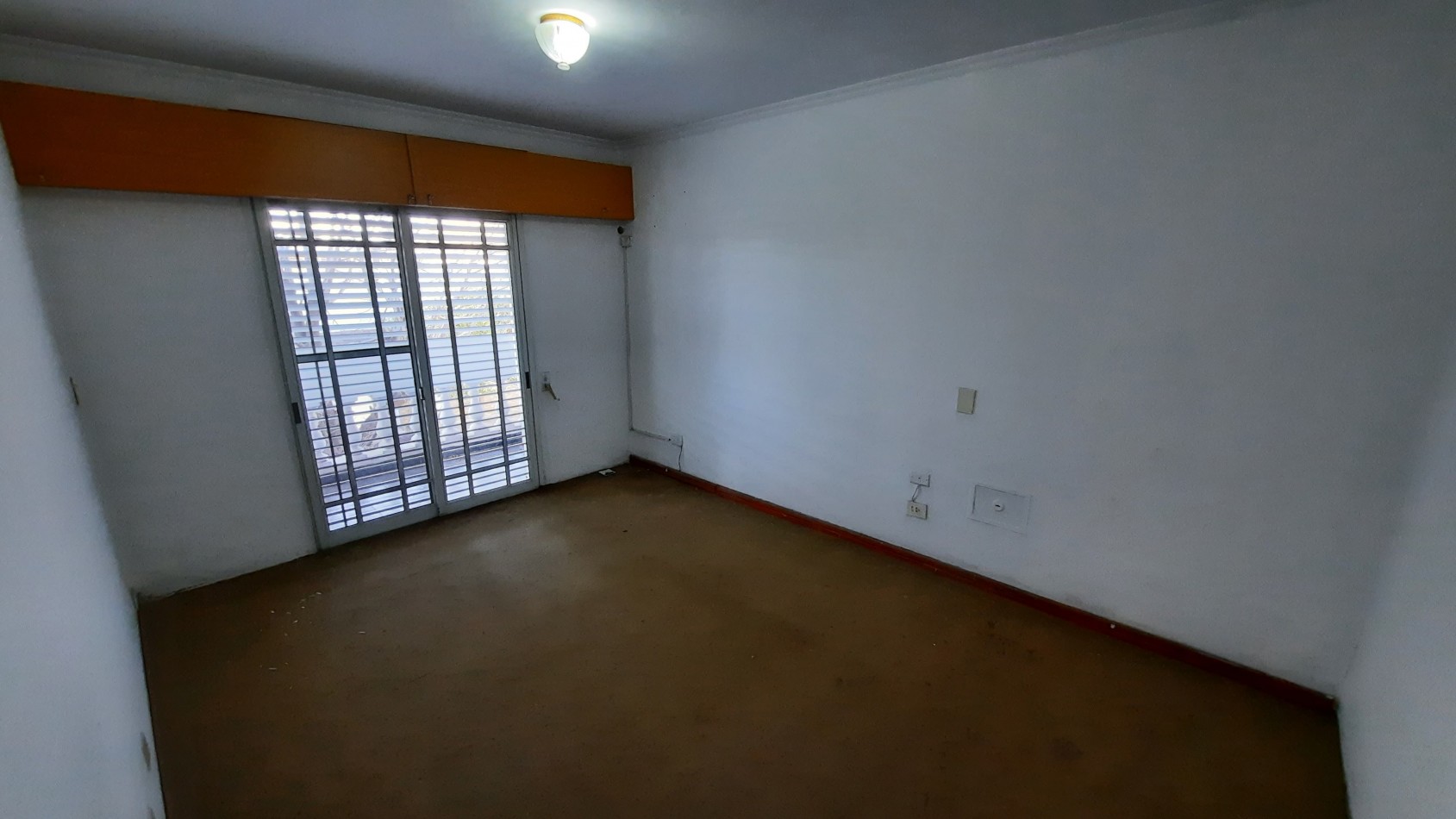 Casa de 4 dormitorios en Alvear 185