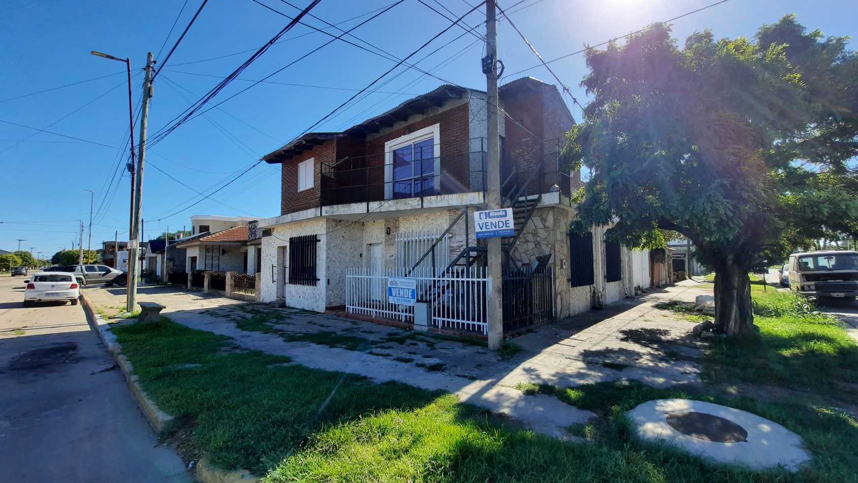 Casa en Empalme con 3 departamentos