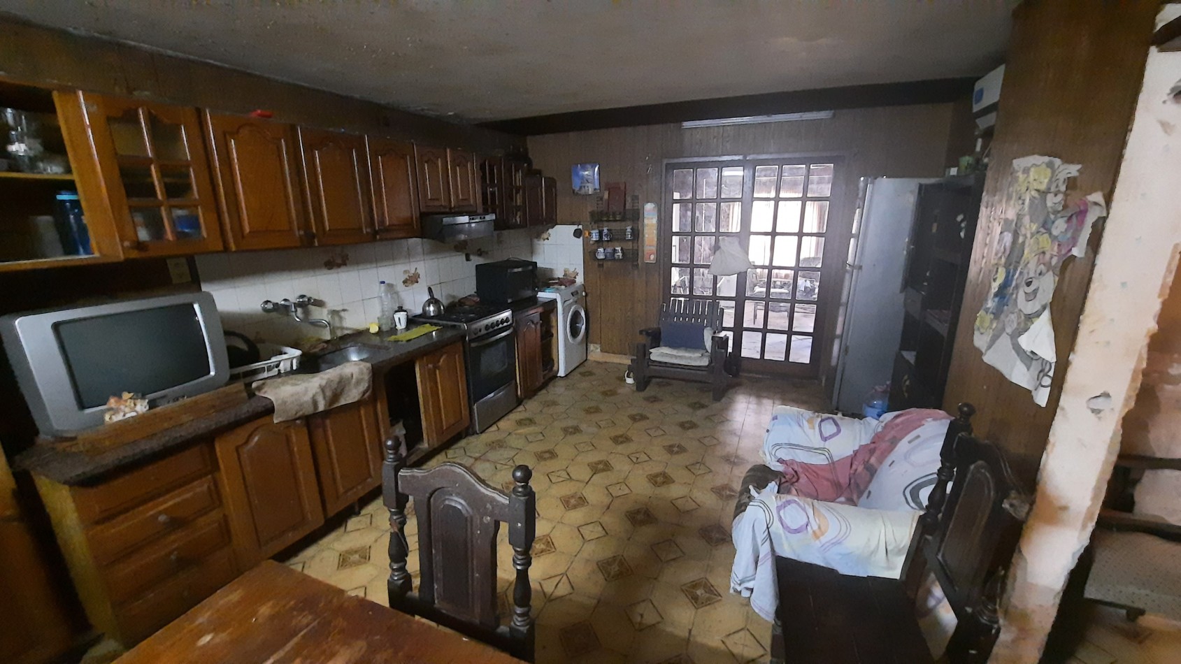 Retasada!! Casa de 4 dormitorios y dependencias en Empalme, Villa Constitucion