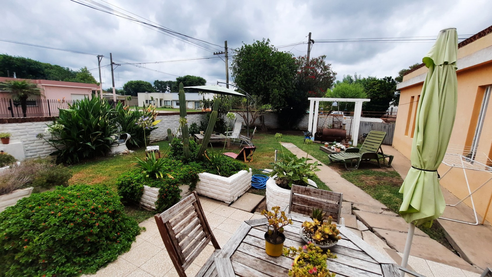 Casa de 2 dormitorios y dependencias en Perez Millan (Partido de Ramallo)