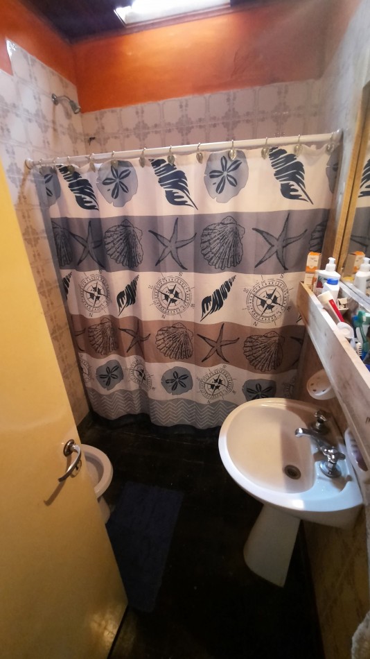 Casa de 2 dormitorios y dependencias en Perez Millan (Partido de Ramallo)