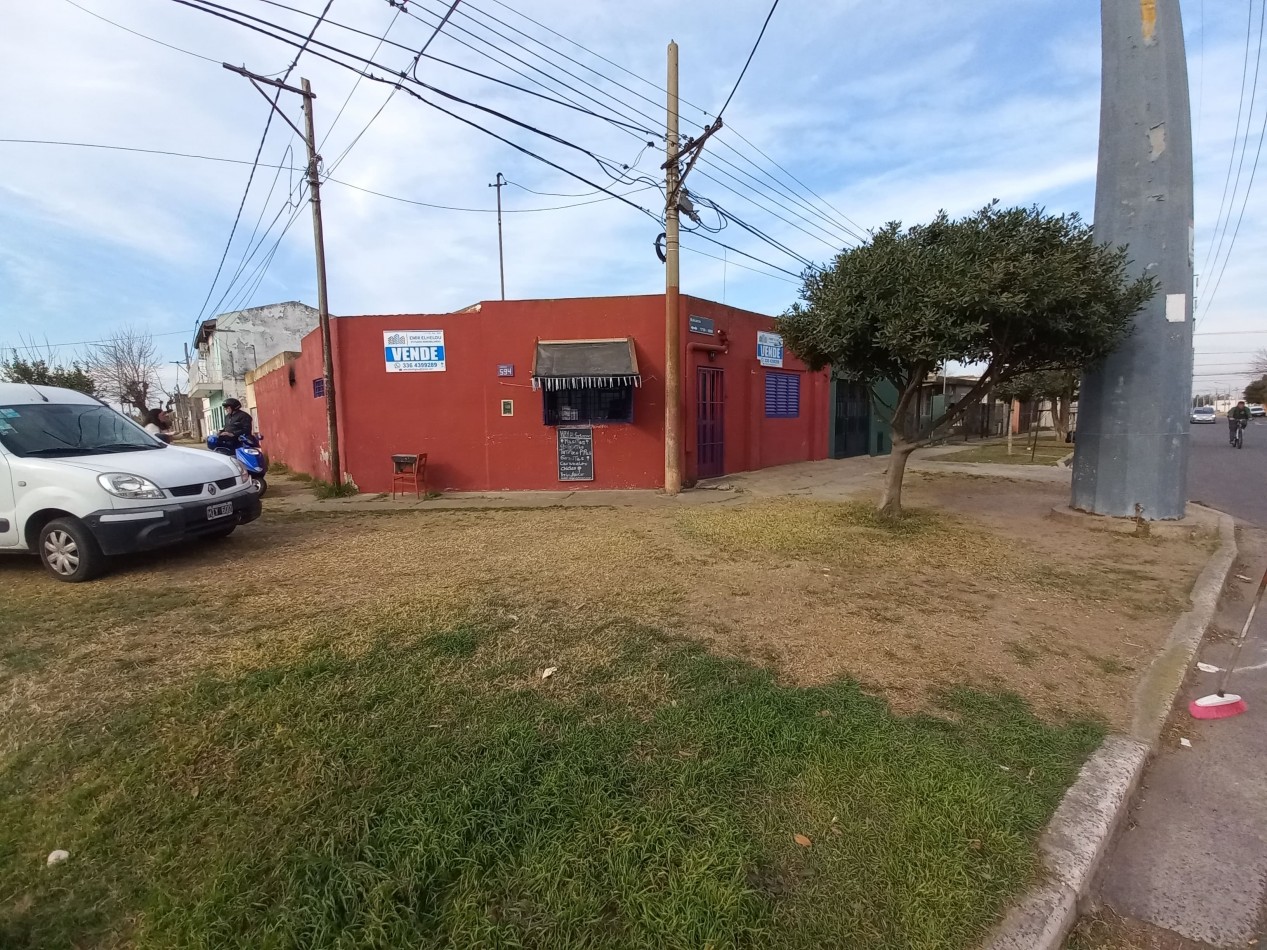 Esquina de Las Rosas y Balcarce ideal inversion (Rebajada)