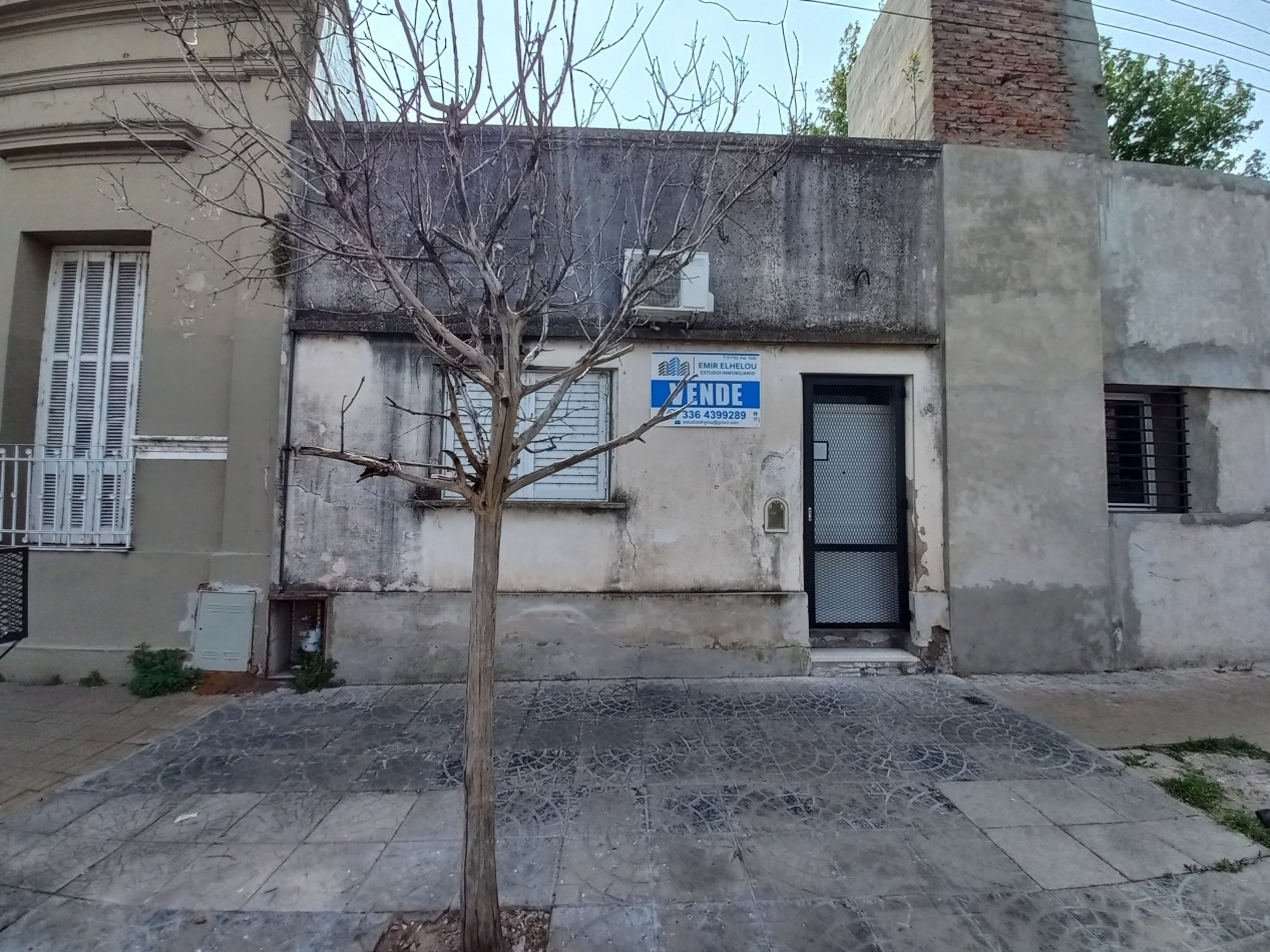 Casa a reciclar de dos dormitorios en Las Heras 146