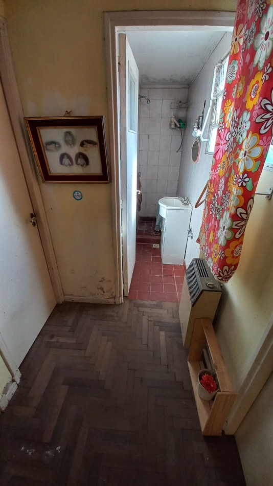 Casa de 3 dormitorios y dependencias en Arenales 215