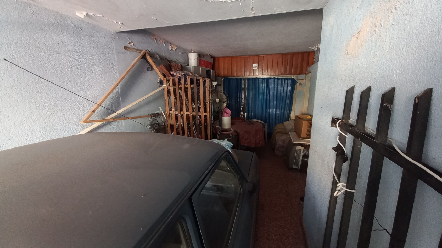 Casa de 3 dormitorios y dependencias en Arenales 215