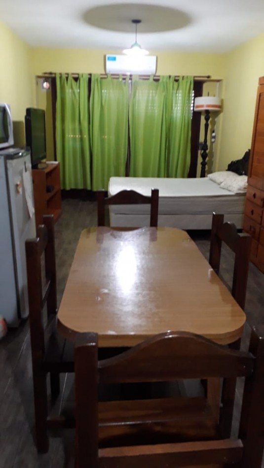 Monoambiente amoblado con cochera en San Clemente del Tuyu